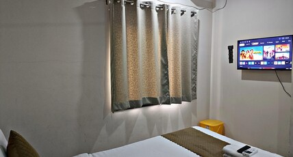 VAARAAHI HOTELS Room Type - AC Deluxe Room VAARAAHI HOTELS Room Type - AC Deluxe Room