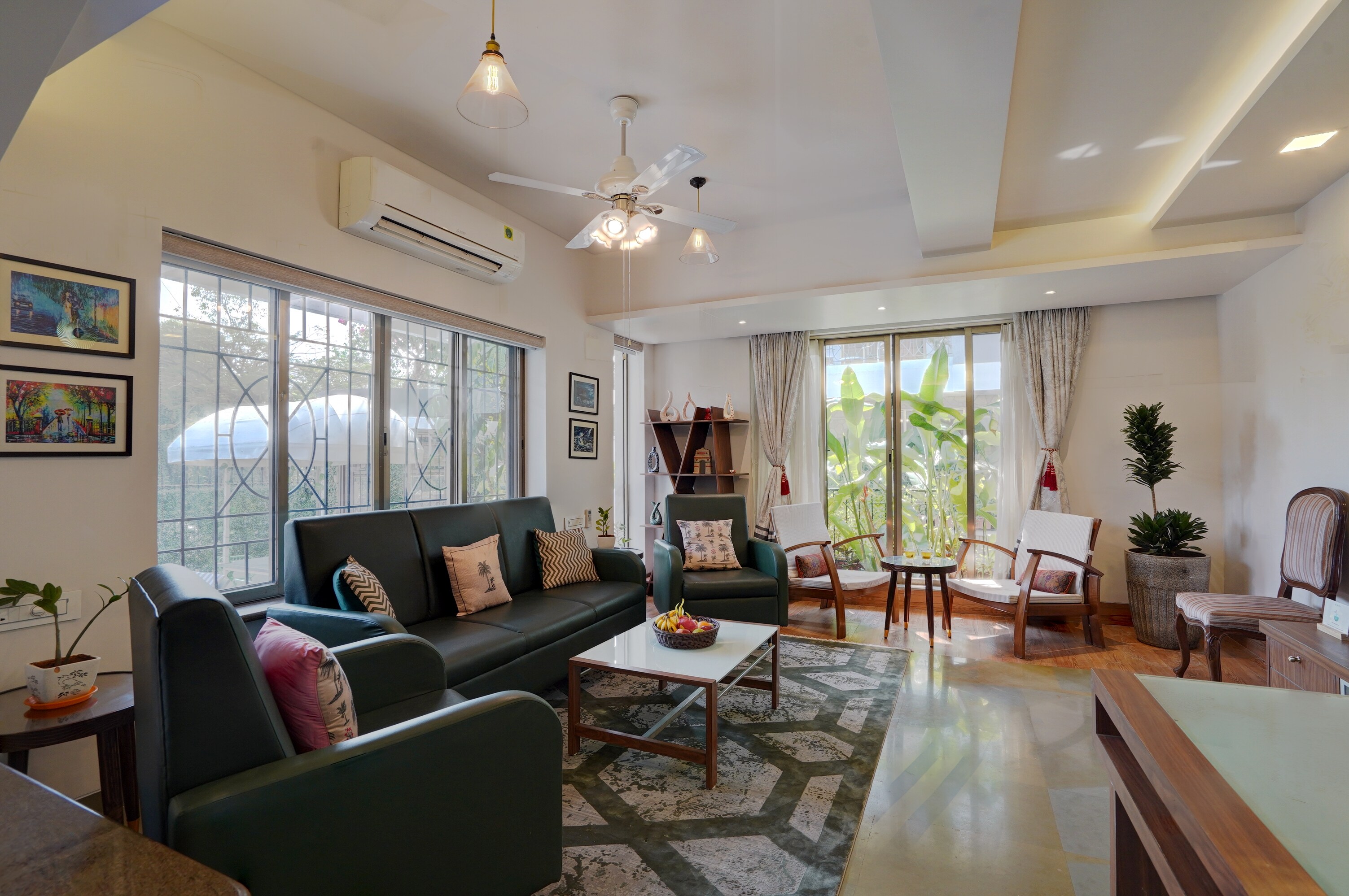 Elegant 2 BHK Pet-friendly Villa W/ Pvt Pool & Balcony - Tap to explore photos