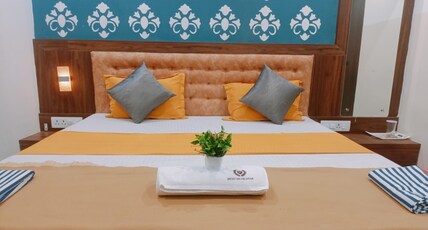 JAGATSAI NILAYAM Room Type - Deluxe Double Bed (AC)