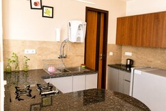 Luxury 2BHK Near Medanta Medicity The WHITE CASA