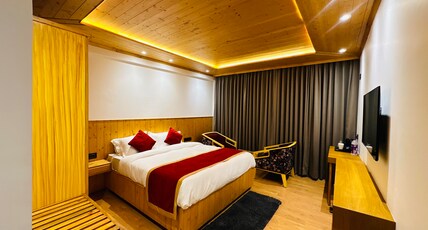 Hotel Pine Heritage Room Type - Super Deluxe Room With Forest and Garden View with Private Balcony