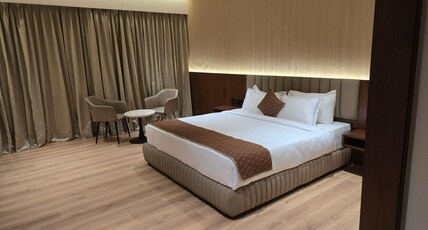The Lynora Room Type - THE LYNORA CLASSIC