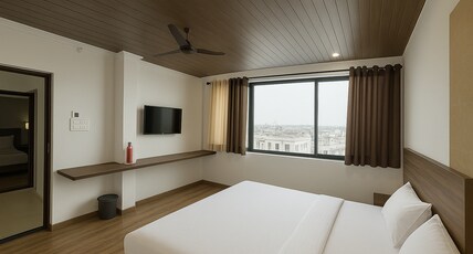 Hotel Walk Inn Room Type - Deluxe Room with City View