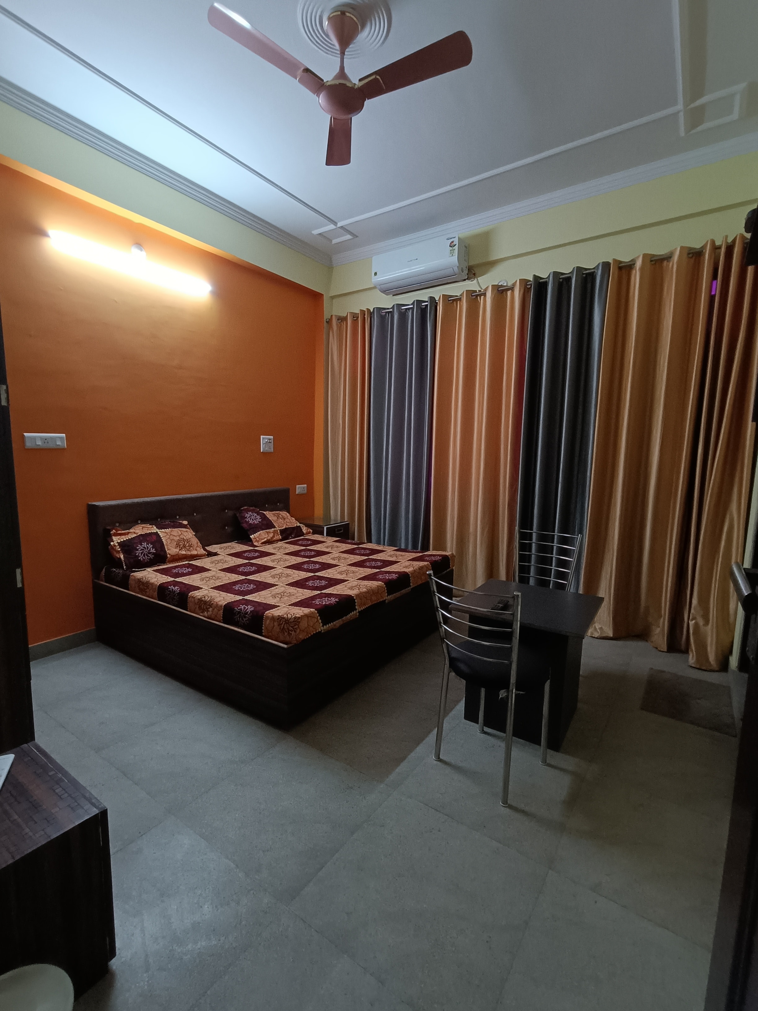 Hotel River View - Tap to explore photos