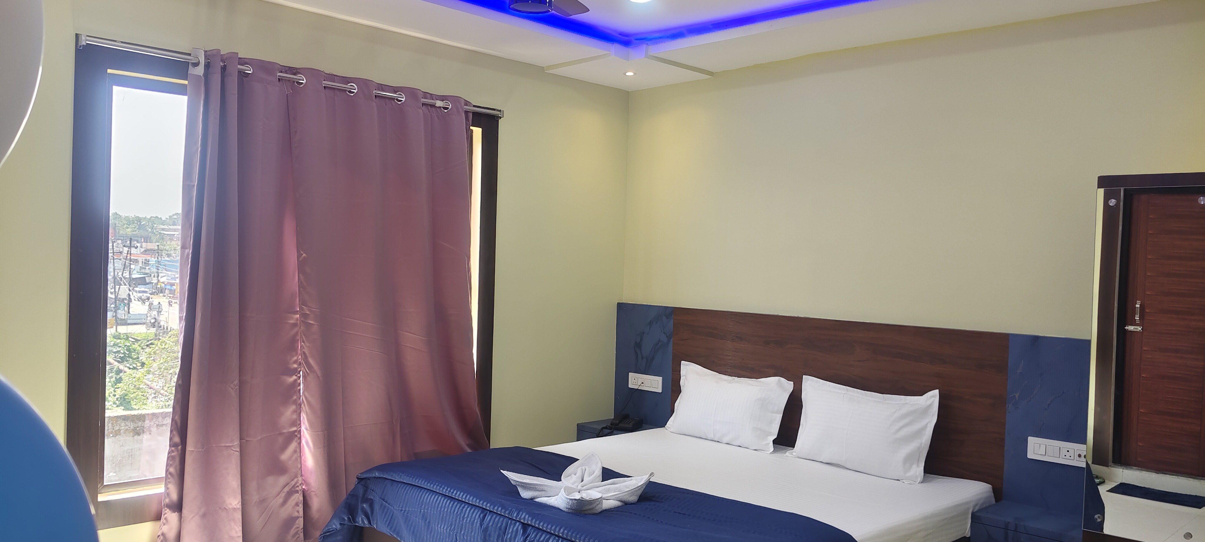 AXA GUEST HOUSE - Tap to explore photos