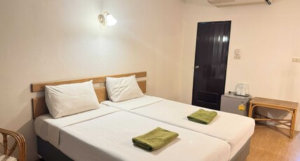 Collection O Night Bazaar Chiangmai Room Type - Standard Twin