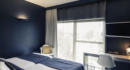 Mercure Z Room Type - Standard Room with twin beds