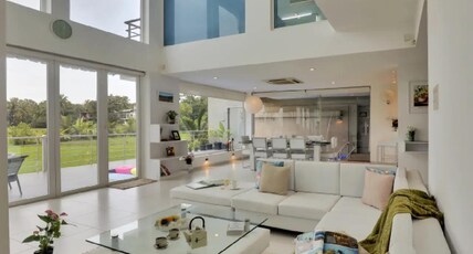 Contemporary 4BHK Villa with Pool near Candolim Room Type - Contemporary 4BHK Villa with Pool near Candolim
