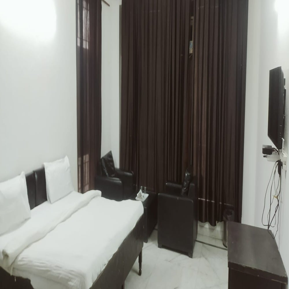 Ada Residency@BYNC Gym, Sector 20, Noida - Tap to explore photos