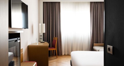 Novotel Caserta Sud Room Type - Standard Family room Novotel Caserta Sud Room Type - Standard Family room