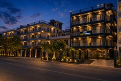 Hotel Admire Expressway by ASPL