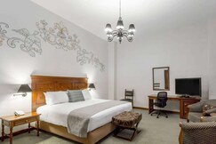 Ramada Costa Del Sol Cusco