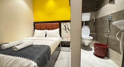Hotel Rishi Palace Room Type - Four Bedded Room