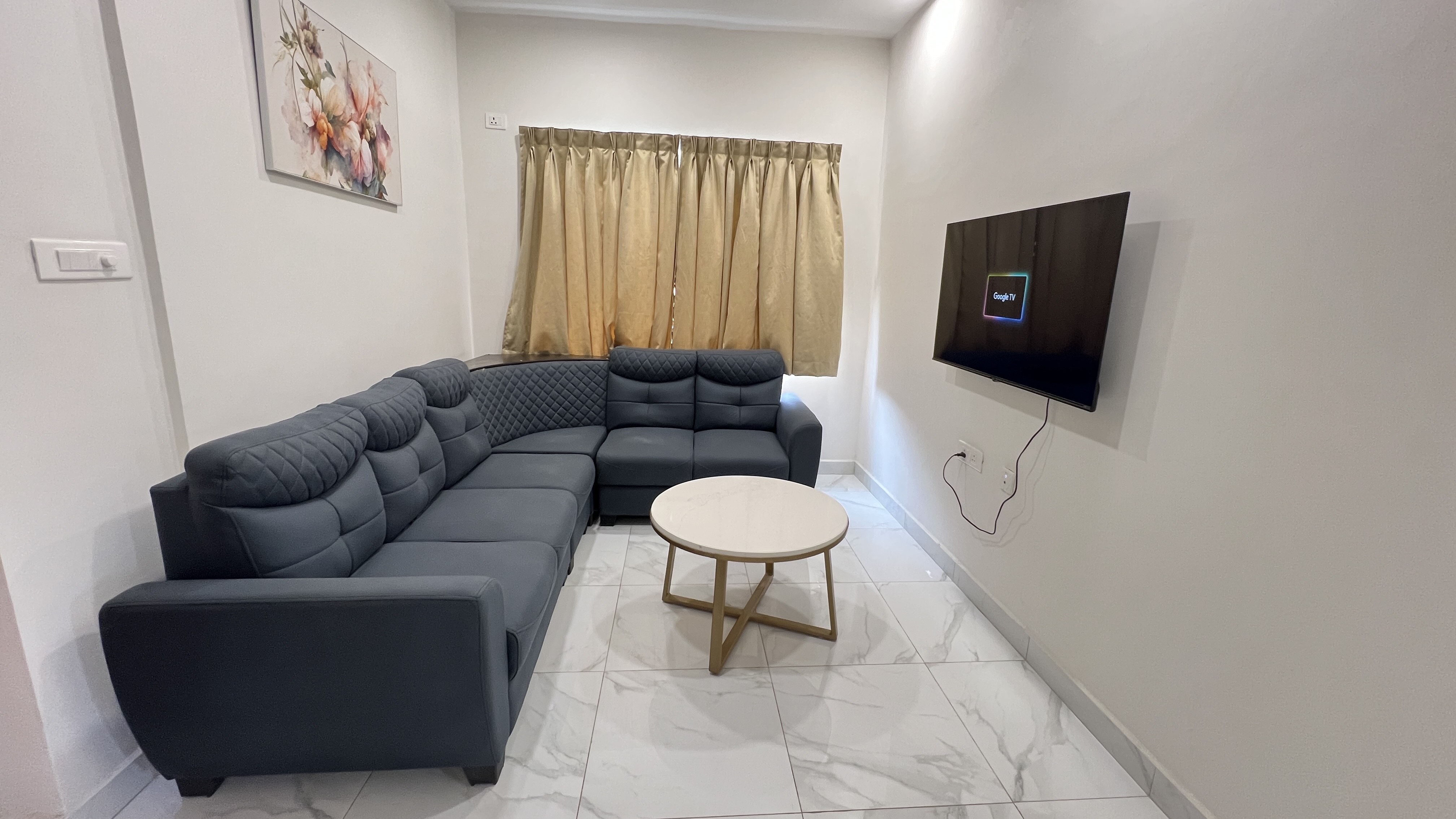 LUSHVISTAS SERVICED APARTMENT - Tap to explore photos
