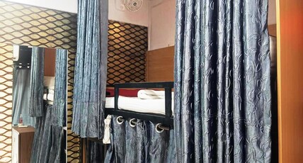 MY DORMITORY & ROOMS Room Type - Deluxe Ac Bed
