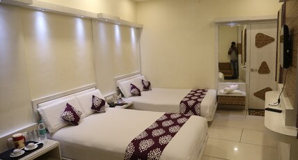 Hotel Sai Ba Ajmer Room Type - DELUXE QUADRUPLE AC ROOM