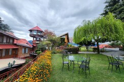 The Chalets Naldehra