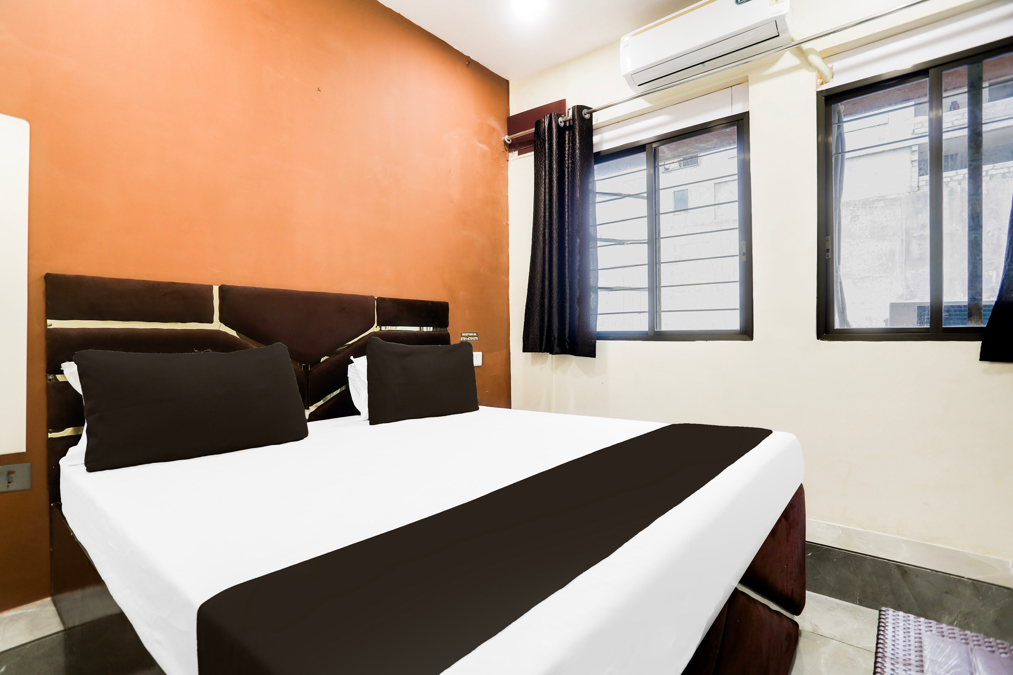 Hotel O Mannat Inn - Tap to explore photos