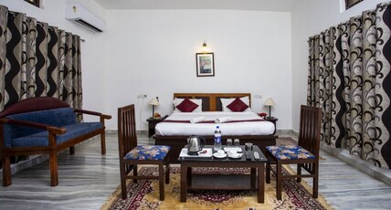 Narayan Niwas Resort - 30 kms away from ranakpur Room Type - Super deluxe