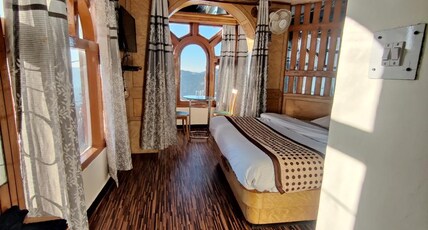 Hotel Chandan Shimla Room Type - Deluxe City Escape
