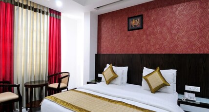 Hotel Le Benz near NDLS Station & City Centre Room Type - Executive Rooms