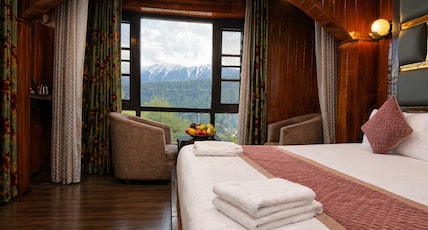 Pine View Room Type - Deluxe Room Pine View Room Type - Deluxe Room