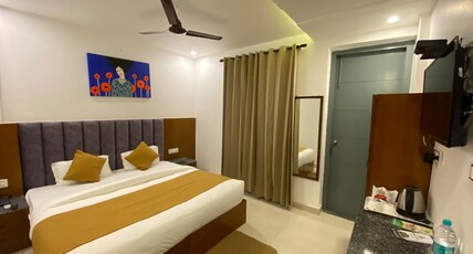 Shiva Yog Sthal (Near Laxman Jhula) Room Type - Standard Room with Balcony with no view
