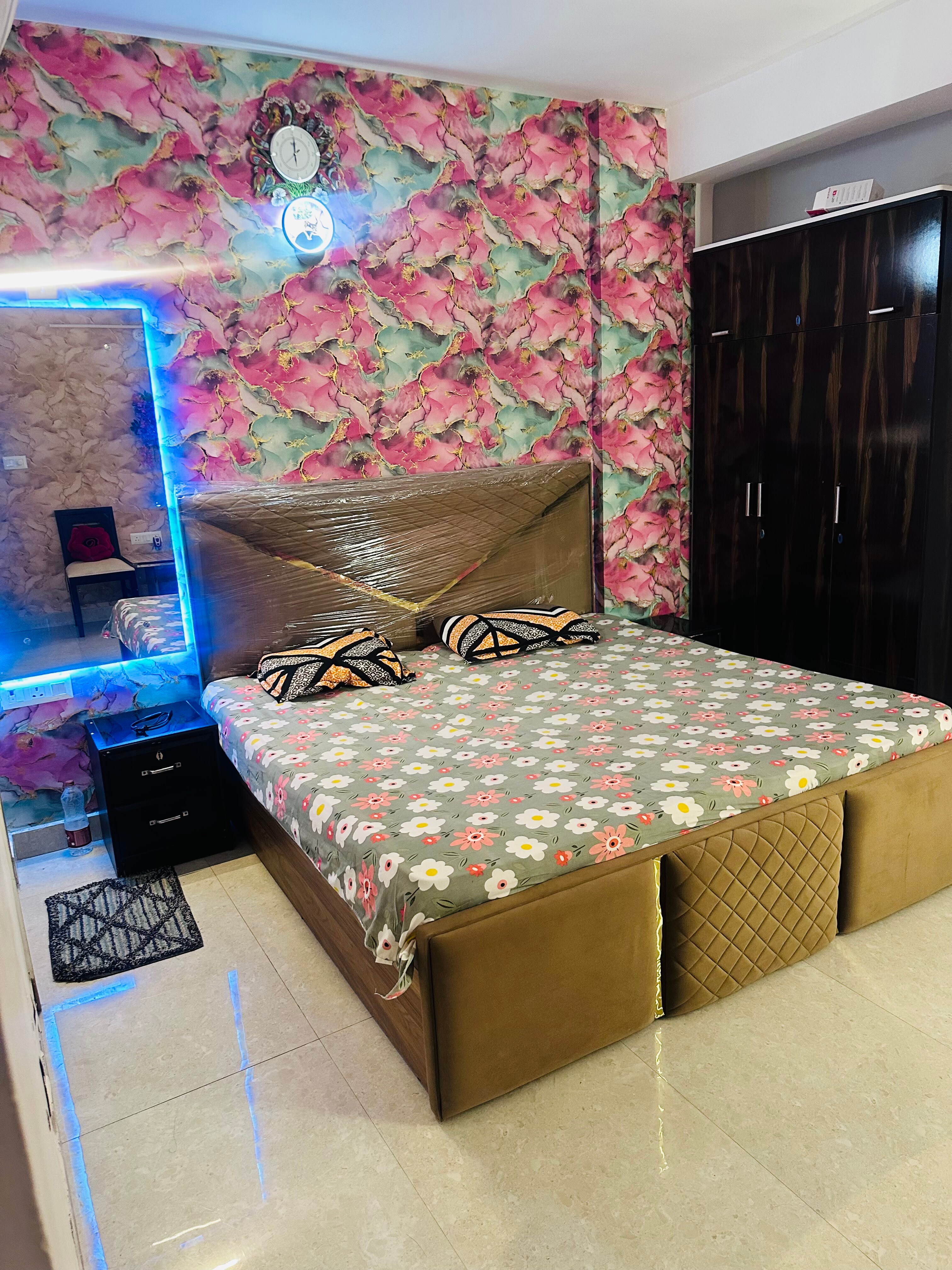 JPS Tajview Homestay - Tap to explore photos