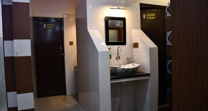 Hotel sindhu Room Type - Deluxe