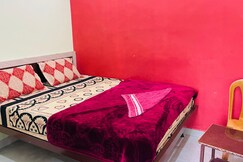 Rooms of Geetha Season Stay