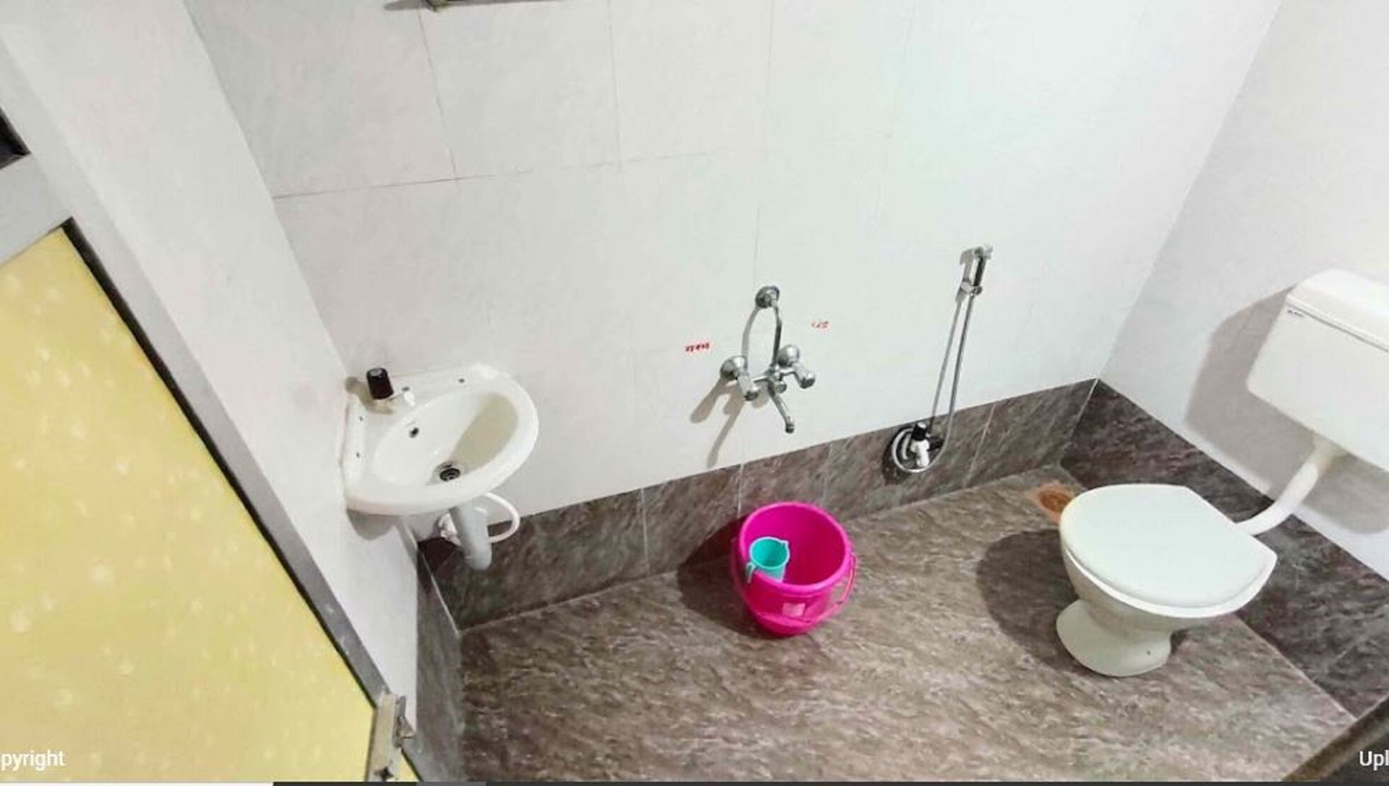 Piyush Home stay - Tap to explore photos