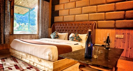 Hotel Old Manali by Himalayan Hotels Room Type - Deluxe Valley View with Balcony