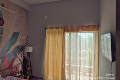 Nupur s Homestay room no 2 near Hoshangabad road