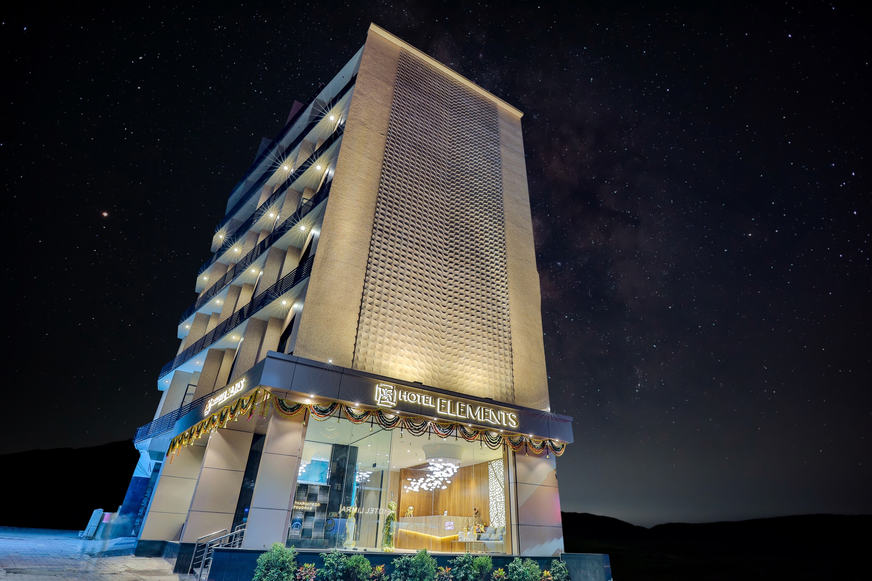Hotel Elements - Tap to explore photos