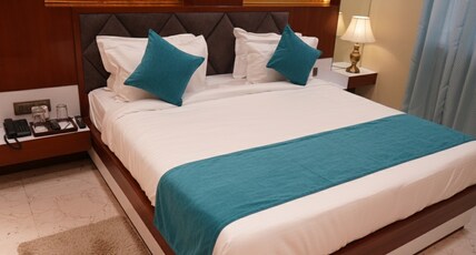 Hotel Chambal Palace Room Type - Super Deluxe Room