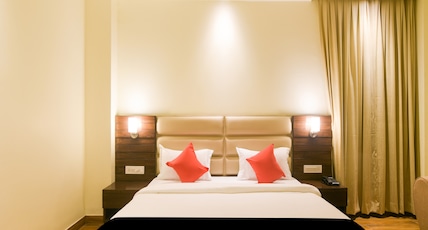 OYO 77736 Hotel Starlight Room Type - Classic OYO 77736 Hotel Starlight Room Type - Classic