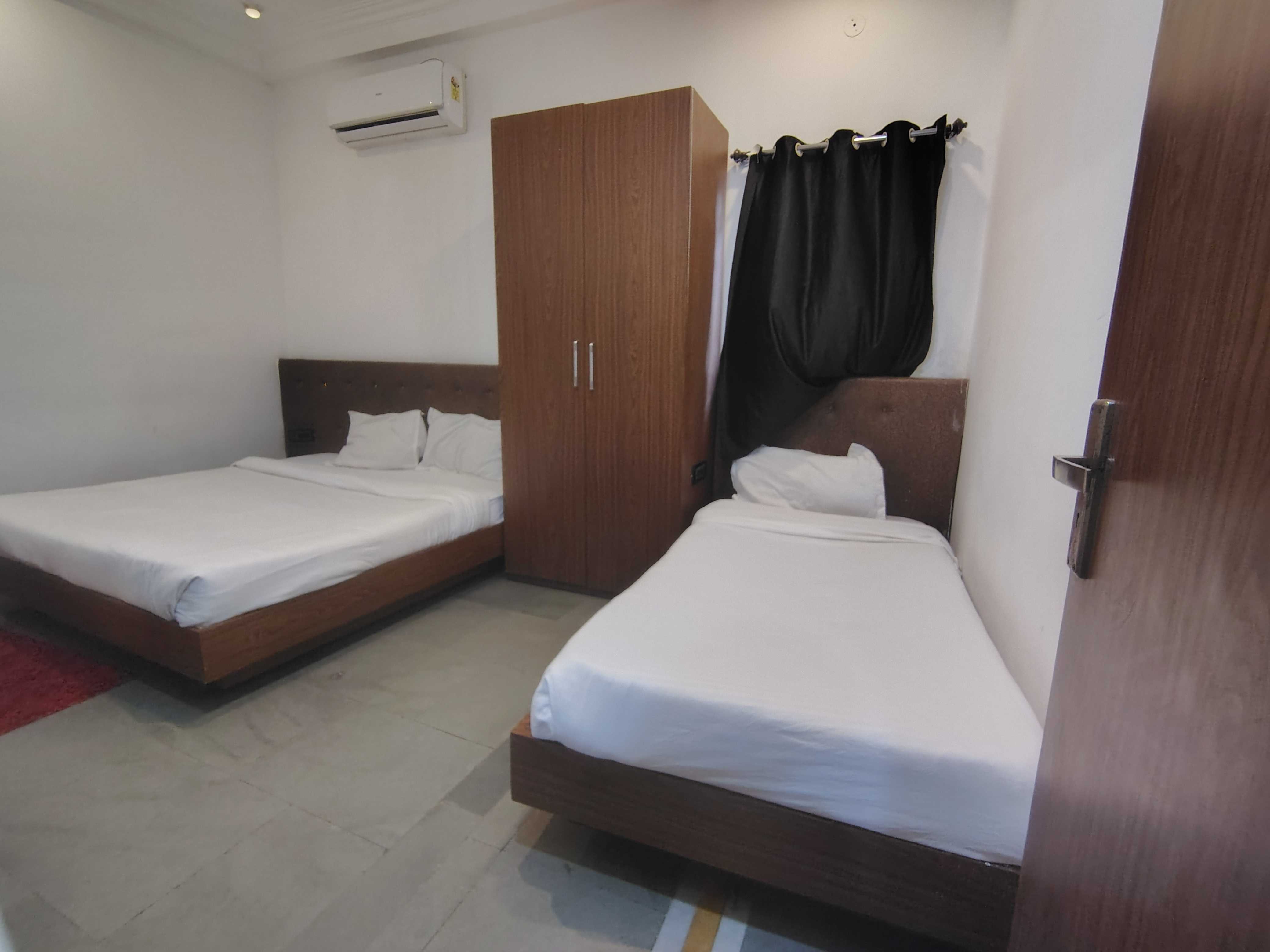 Hotel O Karond Square Bus Terminal Bhopal Formerly Hotel Munmun - Tap to explore photos