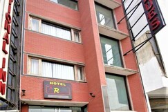 Hotel The R Blues Near Delhi IGI Airport