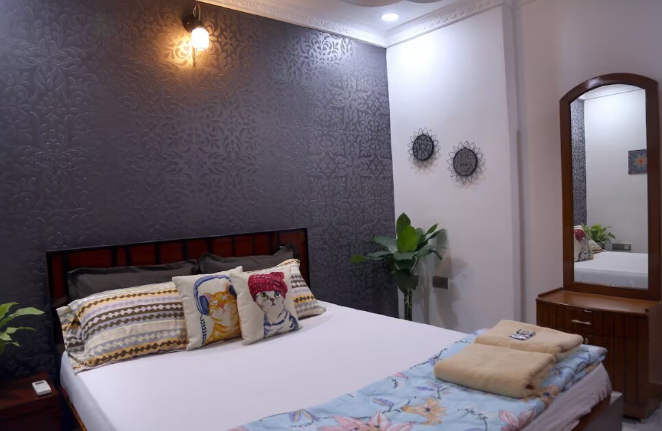 Bois-Joli-4BHK Villa, Ameerpet - Tap to explore photos