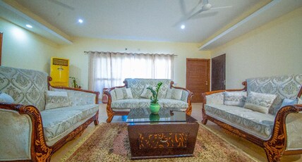 Golden Healing Journeys -Luxe Apartments Room Type - Triveni-3BHK