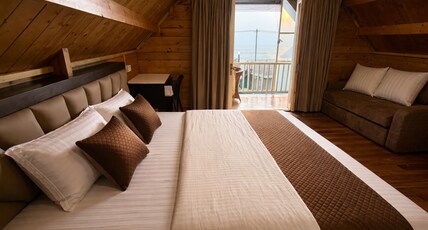 Wood N Sand - Luxury Beachfront Cottages Room Type - Sea View Cottage