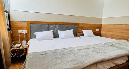 Hari Kamal Inviitation Room Type - Deluxe Family Room