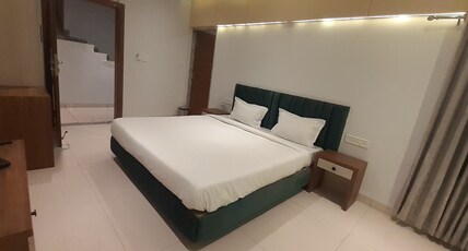 AB Hotel and Restaurant Room Type - Exectuive room