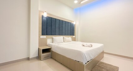 DAZZLE MOUNT RESORT Room Type - PREMIUM ROOM AC