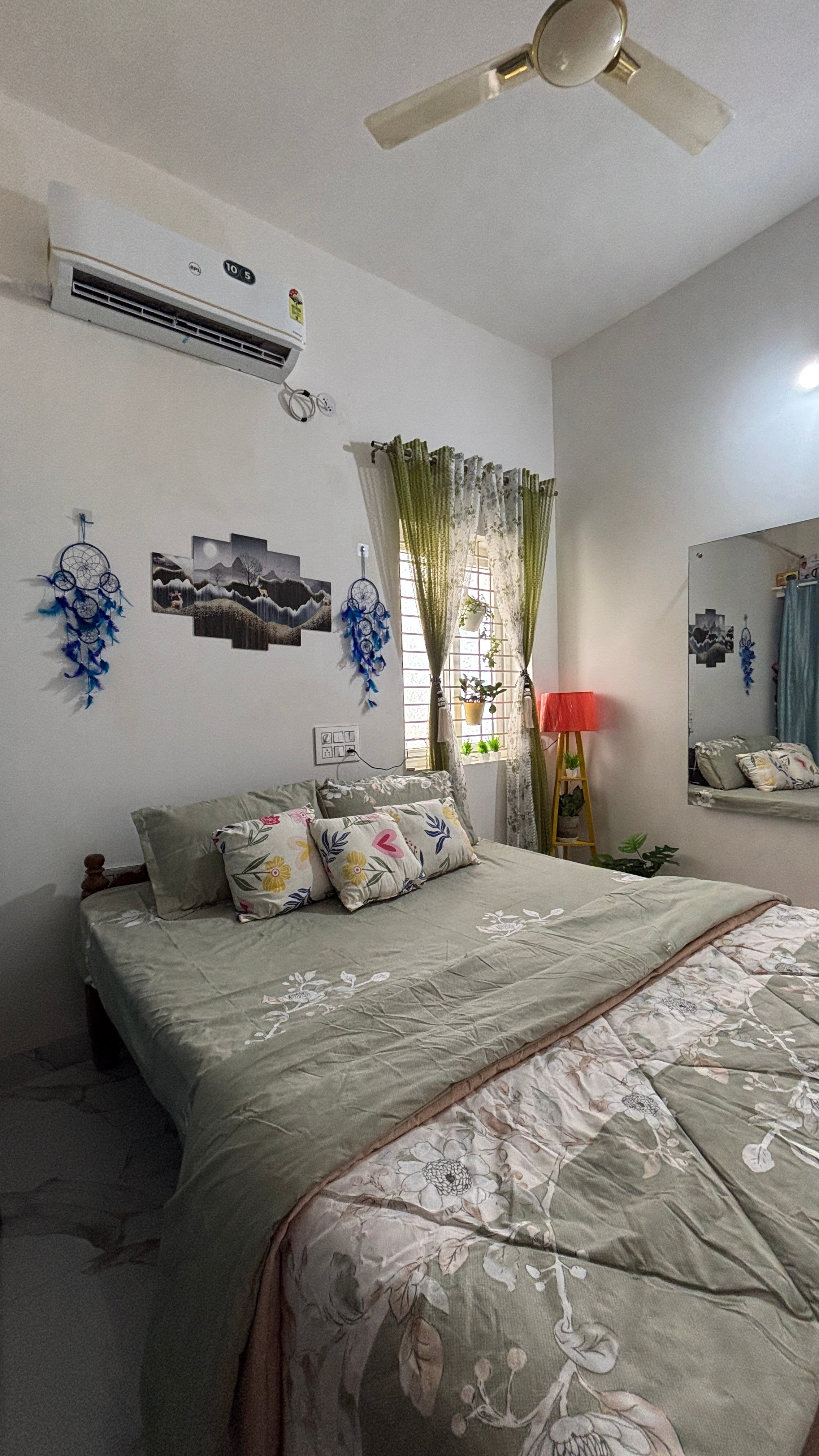 Mountain View Home stay - Tap to explore photos