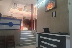 Hotel Narayan, Near Yatra Parchi Counter