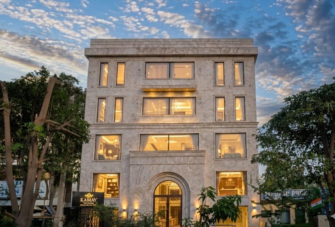 Kamay The Premium - Golf Course Ext Road & Near Artemis, Medanta Hospital - Tap to explore photos
