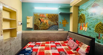 MOON NIGHT GUEST HOUSE Room Type - BUDGET DOUBLE ROOM