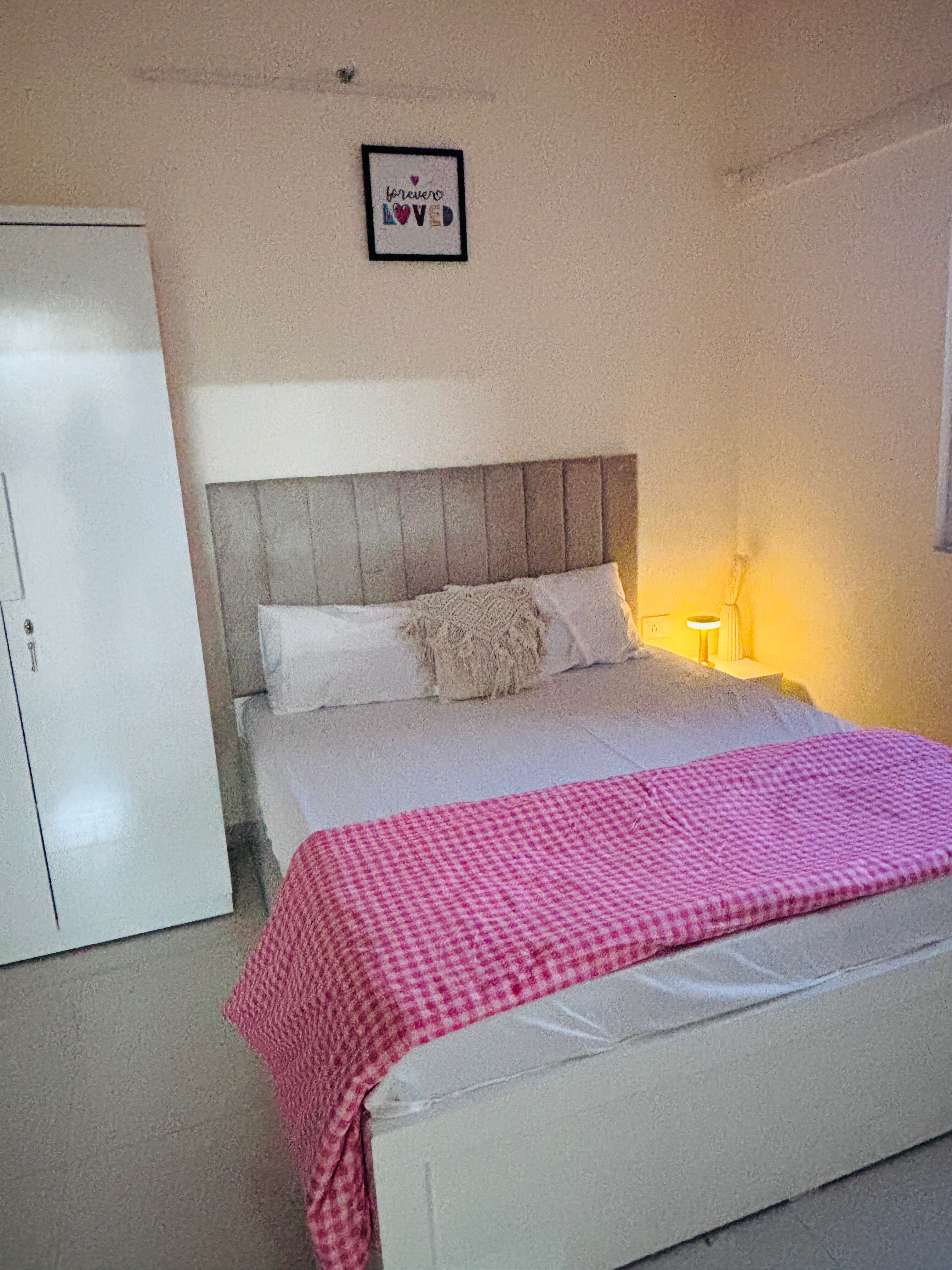 1Bhk malad Goregaon Boho vibes - Tap to explore photos