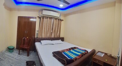 STAR GUEST HOUSE Room Type - Family Suit Standard NON AC Room